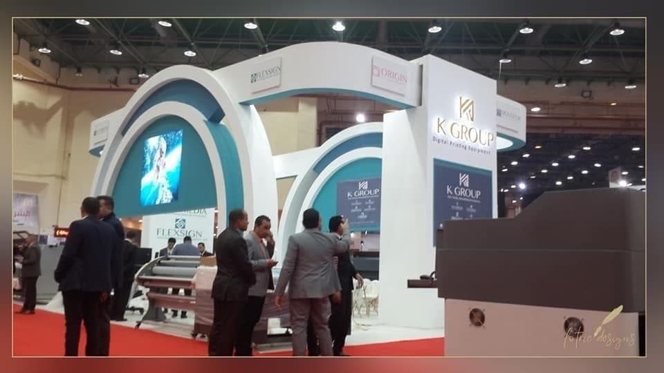 Elevated deck with live equipment demonstration, Equal's stand for K Group